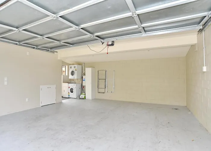 Regents 94A - Christchurch Holiday Homes